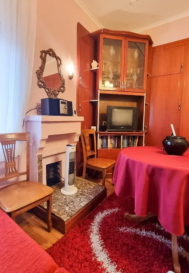 Liora'S Place Korça