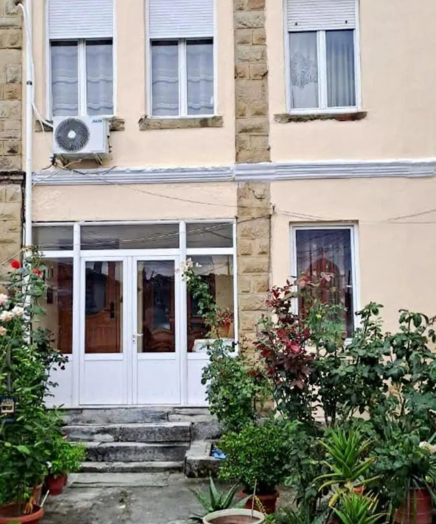 Lägenhet Liora'S Place Korça Albanien